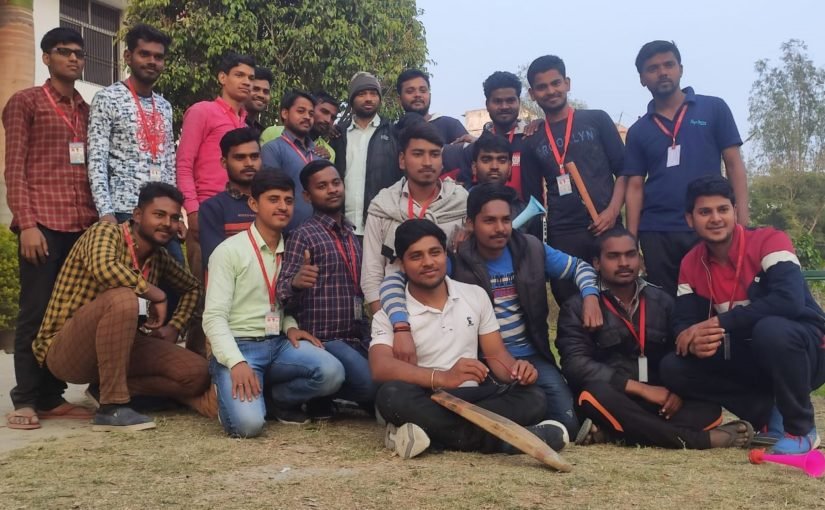 आजाद पॉलिटेक्निक भरथीपुर में आयोजित क्रिकेट टूनामेंट के फाइनल में इलेक्ट्रिकल 3rd ईयर ने मेकेनिकल 2nd को बुरी तरह से हराया